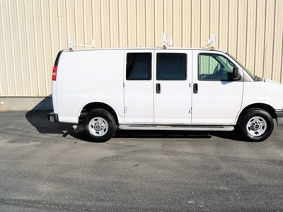 2015 GMC Savana Cargo