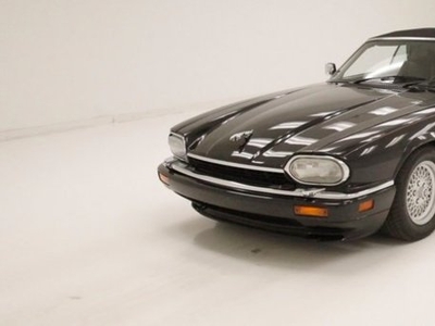 FOR SALE: 1994 Jaguar XJS $12,900 USD