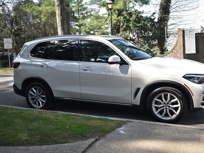 2022 BMW X5 xDrive40i AWD 4dr Sports Activ in Great Neck, NY