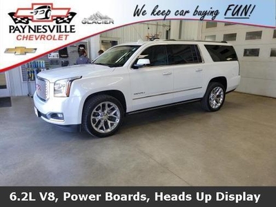 2017 GMC Yukon XL for Sale in Co Bluffs, Iowa