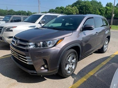 2019 Toyota Highlander for Sale in Saint Louis, Missouri