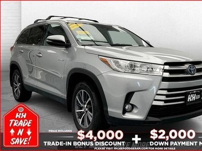 2019 Toyota Highlander Hybrid for Sale in Saint Louis, Missouri