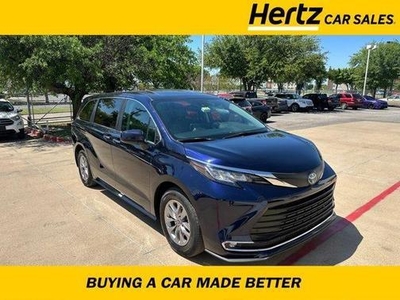 2022 Toyota Sienna for Sale in Chicago, Illinois