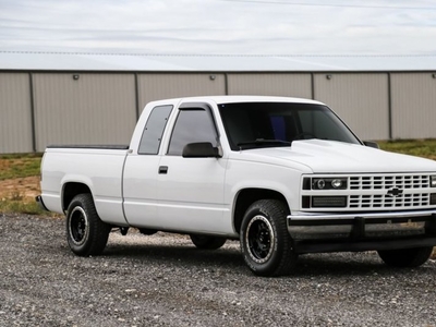 FOR SALE: 1991 Chevrolet Silverado $9,999 USD