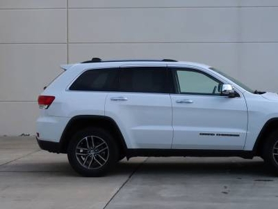 Jeep Grand Cherokee 3.6L V-6 Gas