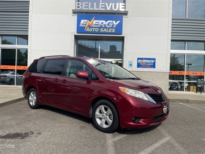 2014 Toyota Sienna LE for sale in North Bend, WA