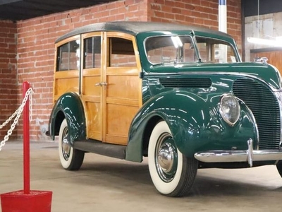 1938 Ford Deluxe Station Wagon