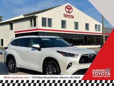 2023 Toyota Highlander Hybrid for Sale in Co Bluffs, Iowa