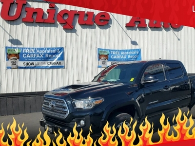 2017 Toyota Tacoma TRD Sport 4x2 4dr Double Cab 5.0 ft SB for sale in Oxnard, CA