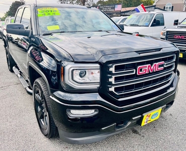 2018 GMC Sierra 1500 SLE 4WD, Heated Seats: The Ultimate Off-Road Luxury for sale in Milford, MA