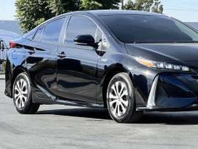 Toyota Prius Prime 1800