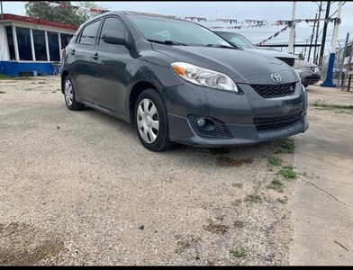 2009 TOYOTA MATRIX S COLD AC RUNS ABSOLUTELY PERFECT CLEAN TITLE $5,500