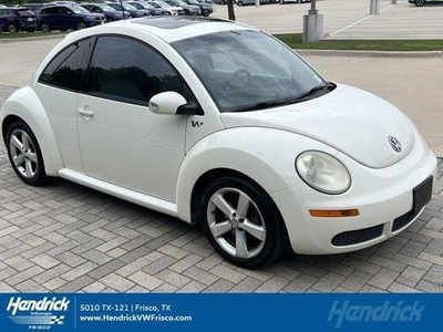 2008 Volkswagen New Beetle for Sale in Chicago, Illinois