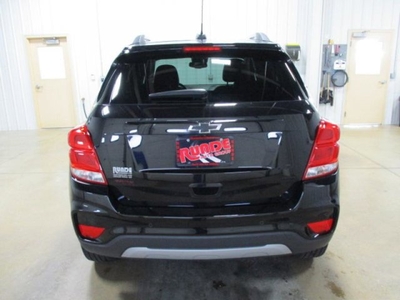 2020 Chevrolet Trax LT in East Dubuque, IL