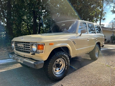 FOR SALE: 1984 Toyota Land Cruiser FJ60 $13,000 USD