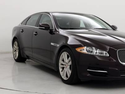 Jaguar XJ 3.0L V-6 Gas Supercharged