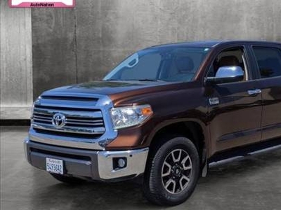 Toyota Tundra 5.7L V-8 Gas