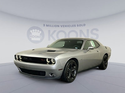 Used 2015 Dodge Challenger R/T w/ Quick Order Package 22B R/T