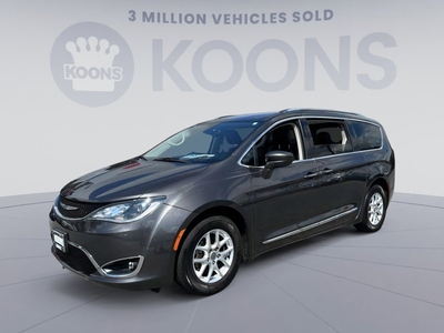 Used 2020 Chrysler Pacifica Touring-L