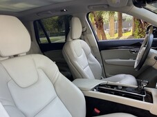 2019 Volvo XC90 T5 Momentum in Miami, FL
