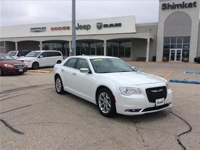 2016 Chrysler 300C for Sale in Co Bluffs, Iowa