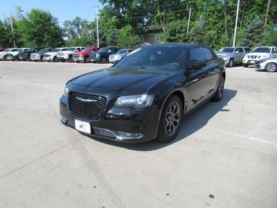 2017 Chrysler 300 for Sale in Co Bluffs, Iowa
