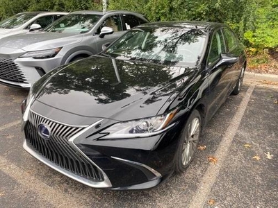 2019 Lexus ES 300h for Sale in Co Bluffs, Iowa