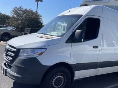 Mercedes-Benz Sprinter Cargo Van 3000