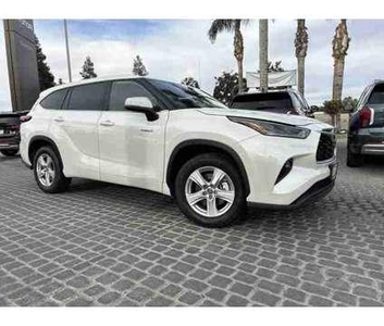 2021 Toyota Highlander Hybrid LE for sale in Bakersfield, California, California