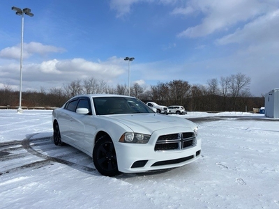 Used 2014 Dodge Charger SE RWD
