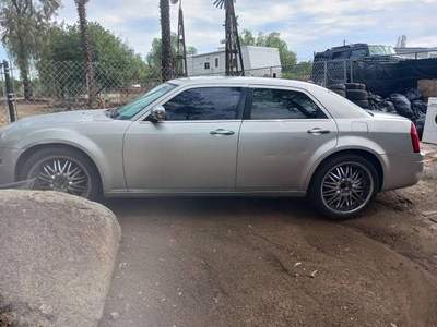 2007 Chrysler 300 $2,800