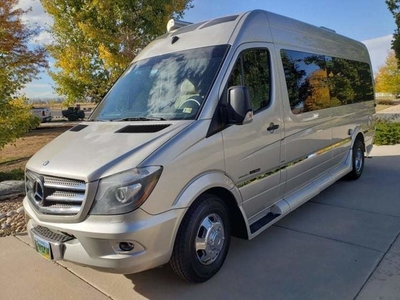 2014 Mercedes-Benz Sprinter Roadtrek RV