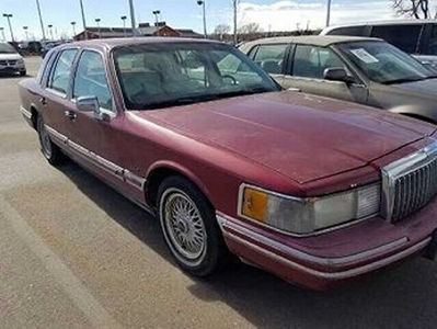 1993 Lincoln Town Car Signature in Denver, CO