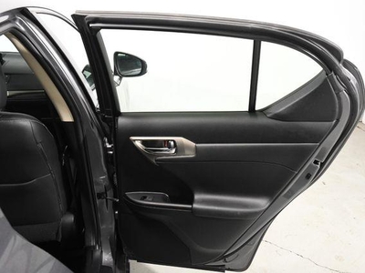 2015 Lexus CT 200h Hybrid w/ Nav/Blind Spot/ Safe in Branford, CT