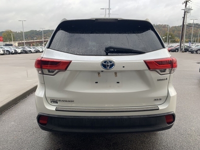 2018 Toyota Highlander Hybrid XLE in Saint Albans, WV