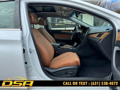 2015 Hyundai Sonata 4dr Sdn 2.4L Limited w/Brown S in Commack, NY