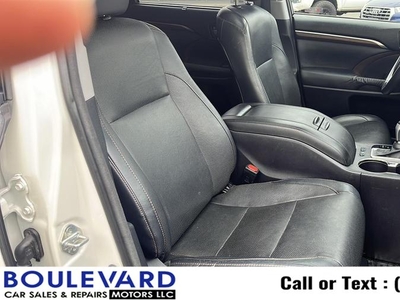 2015 Toyota Highlander Limited Sport Utility 4D in New Haven, CT