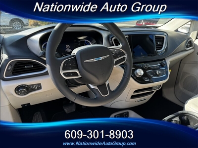 2018 Chrysler Pacifica Touring L in Hightstown, NJ