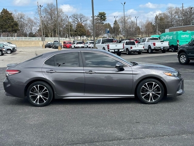 2018 Toyota Camry SE in Saint Charles, MO