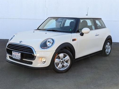 2019 MINI Hardtop for Sale in Co Bluffs, Iowa