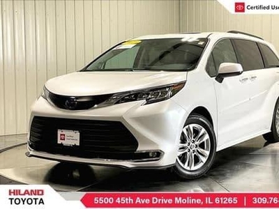 2023 Toyota Sienna for Sale in Co Bluffs, Iowa