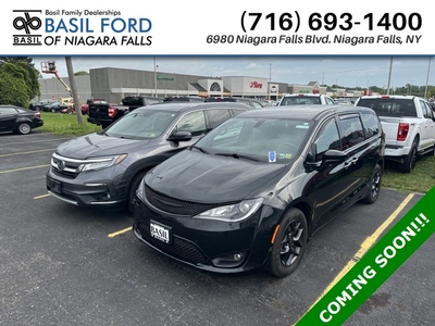 Used 2020 Chrysler Pacifica Touring