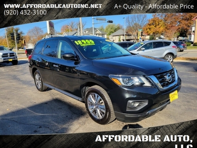 2020 Nissan Pathfinder SV 4x4 4dr SUV for sale in Green Bay, WI
