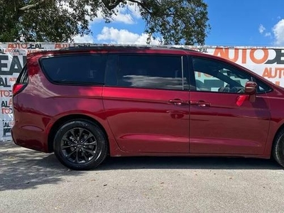 2021 Chrysler Pacifica Touring L Minivan 4D for sale in Miami, FL