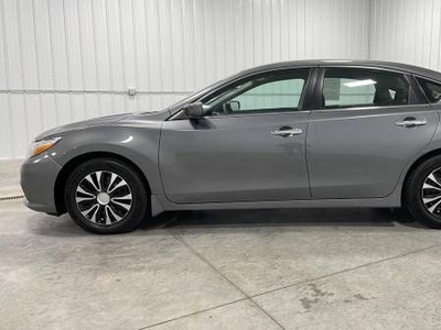 2017 Nissan Altima - In-House Financing Available! $15995.00