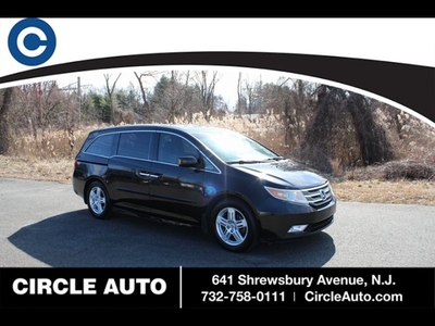 Used 2011 Honda Odyssey Touring for sale in Shrewsbury, NJ 07702: Van Details - 672705812 | Kelley Blue Book