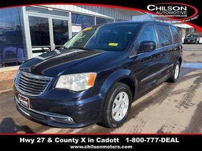 2011 Chrysler Town & Country for Sale in Saint Louis, Missouri