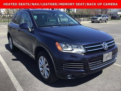 2014 Volkswagen Touareg for Sale in Chicago, Illinois