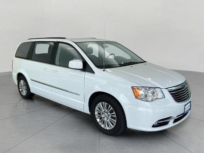 2016 Chrysler Town & Country for Sale in Chicago, Illinois