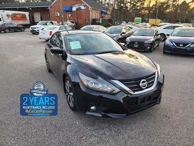 2017 Nissan Altima for Sale in Northwoods, Illinois